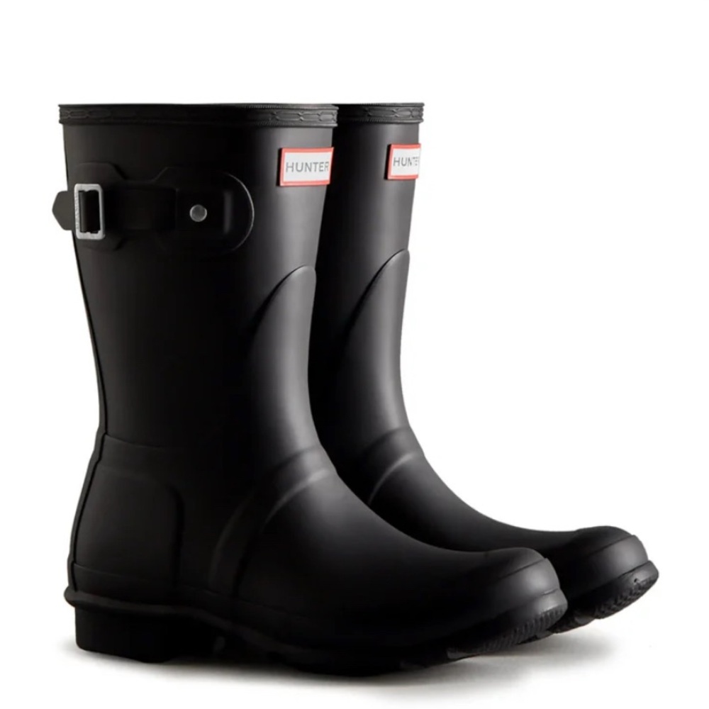 New in Box Hunter Original Short Rain Boots - Black Rubber Waterproof Wellington